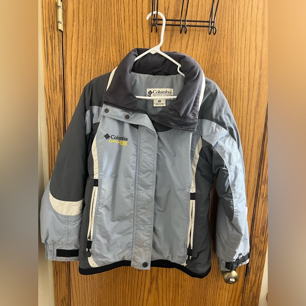 Columbia Challenge Series Woman’s winter ski snowboard jacket